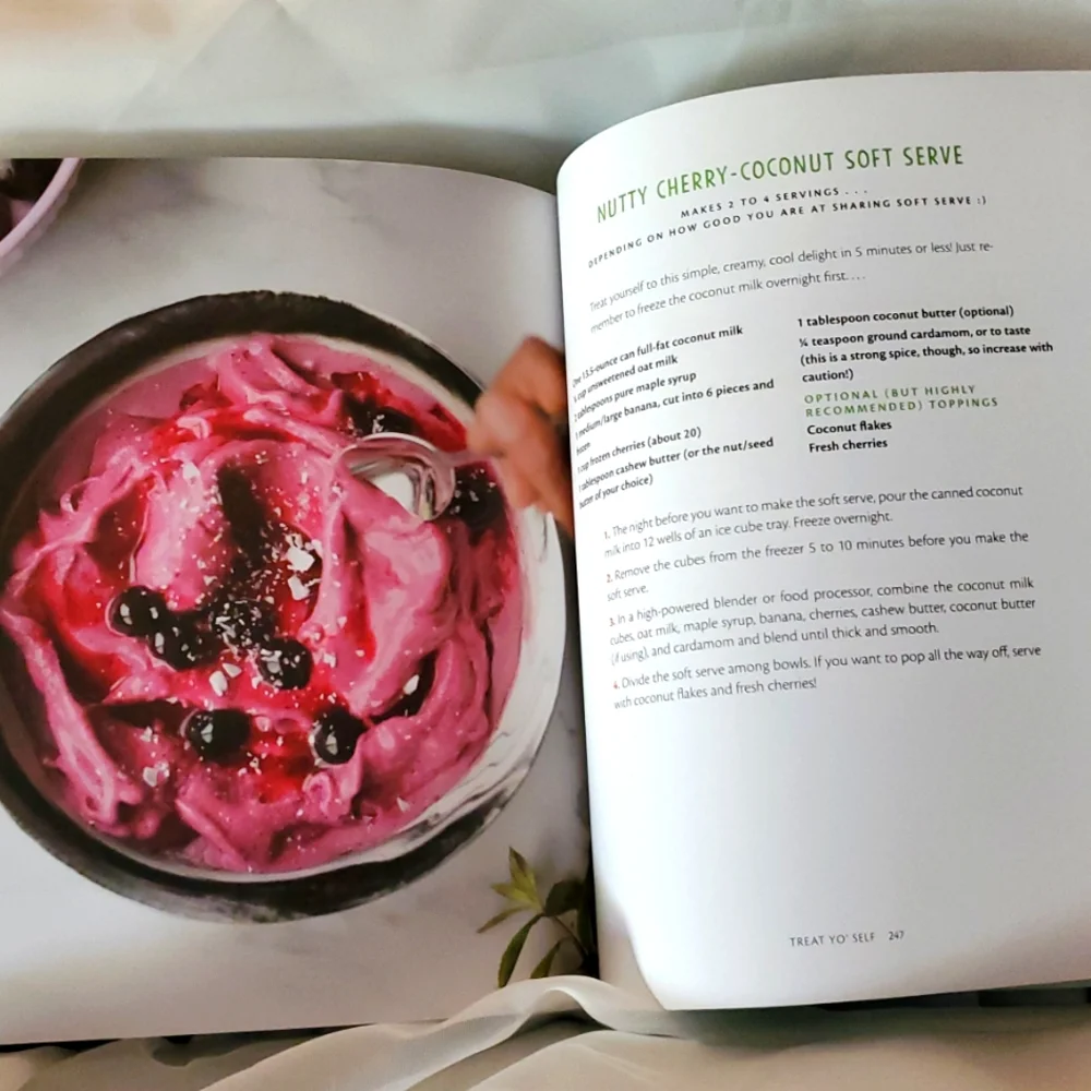 Living Lively Cookbook‎